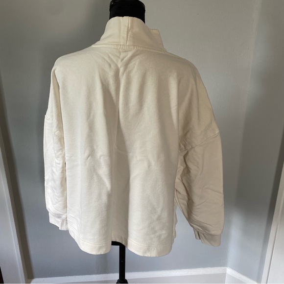 Cream pullover - Picture 3 of 4